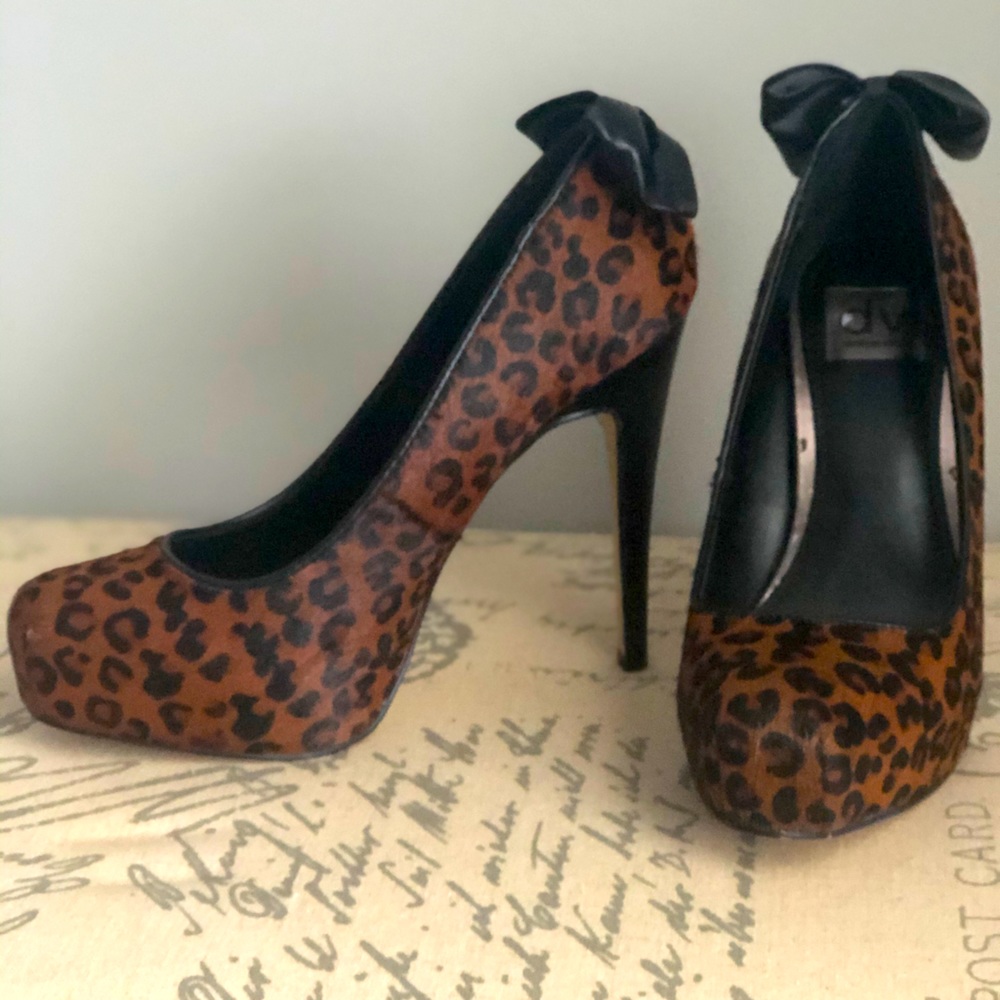Sexy Cheetah platform stilettos (dolce vita)